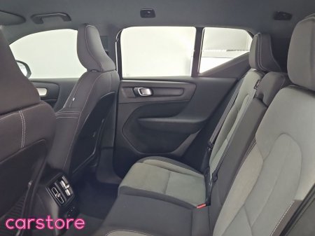 2022 Volvo XC40 - photo 13