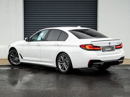 2021 BMW 5-Series - photo 13