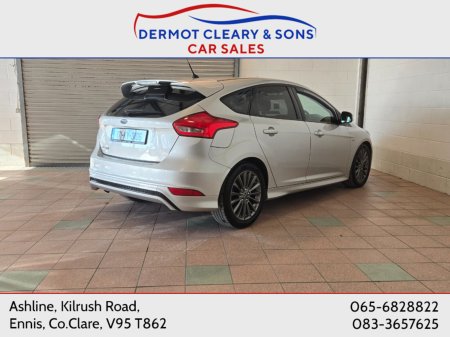2017 Ford Focus - photo 10