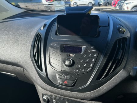 2023 Ford Transit Courier - photo 13