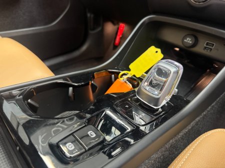 2022 Volvo XC40 - photo 11