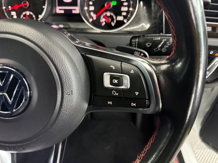 2014 Volkswagen Golf - photo 25
