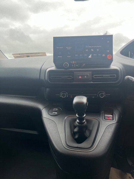 2026 Peugeot Partner - photo 10