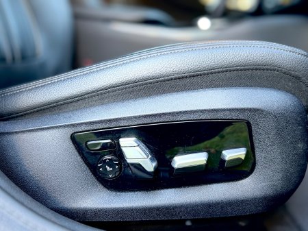 2021 BMW 5-Series - photo 26
