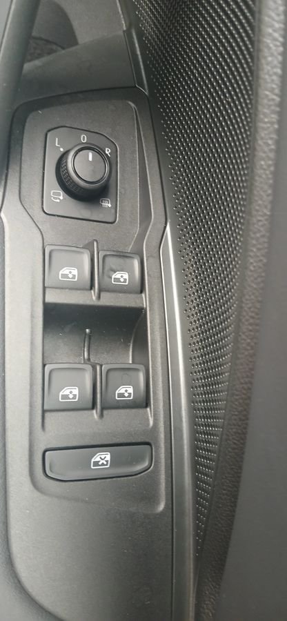 2026 Volkswagen Tiguan - photo 9