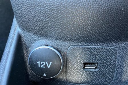 2017 Ford Fiesta - photo 33