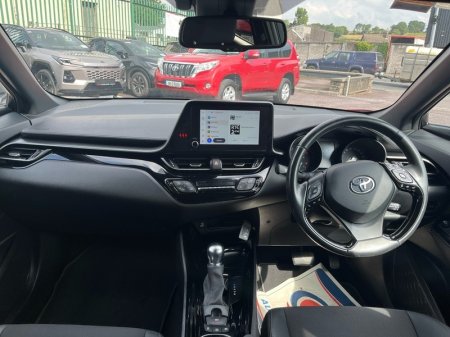 2023 Toyota C-HR - photo 8
