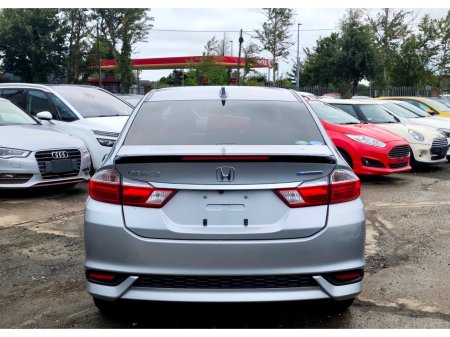 2017 Honda Grace - photo 5