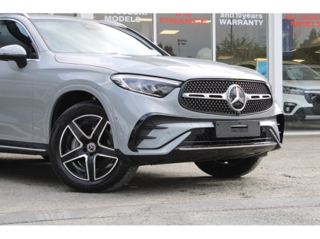 2025 Mercedes-Benz GLC - photo 3