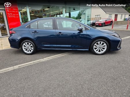 2023 Toyota Corolla - photo 3