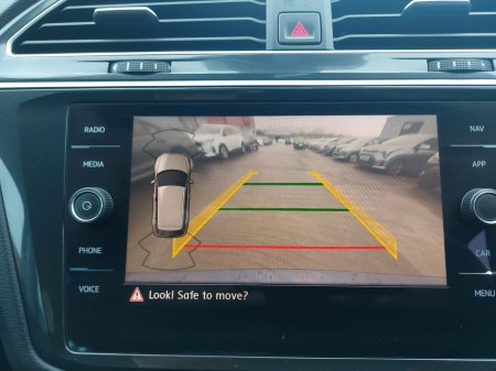2020 Volkswagen Tiguan - photo 5