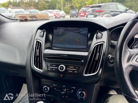 2018 Ford Focus - photo 14