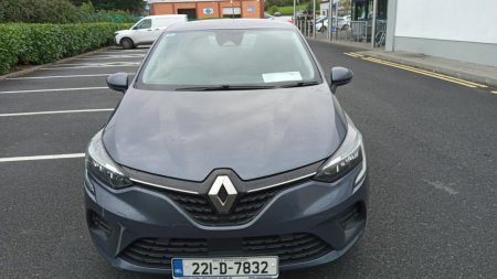 2022 Renault Clio - photo 2