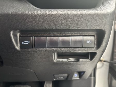 2021 Toyota RAV4 - photo 12