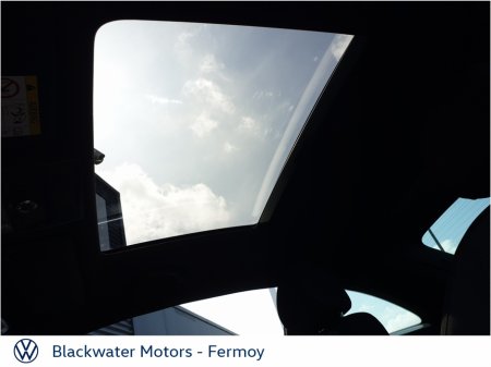 2015 Volkswagen Beetle - photo 21