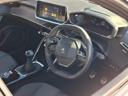 2023 Peugeot 2008 - photo 11