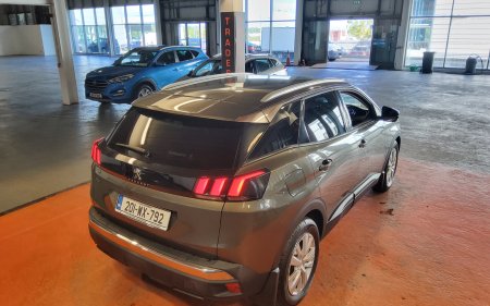 2020 Peugeot 3008 - photo 2