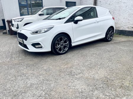 2022 Ford Fiesta - photo 26