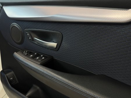 2017 BMW 2-Series - photo 12
