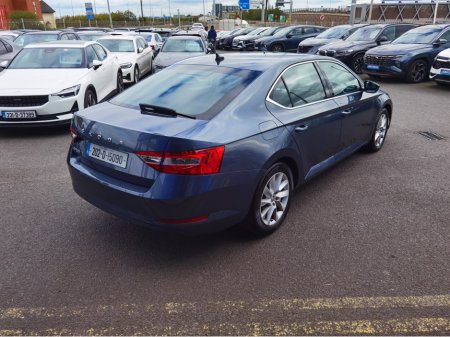 2020 Skoda Superb - photo 4