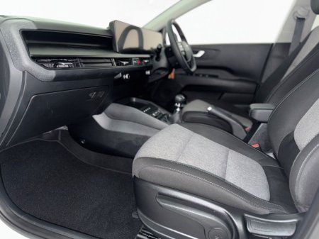2026 Kia Stonic - photo 3