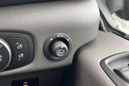 2025 Ford Transit - photo 25