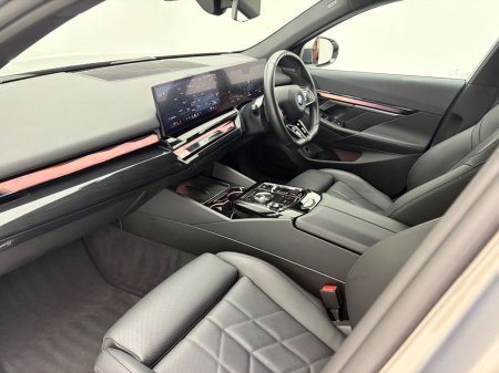 2024 BMW i5 - photo 15