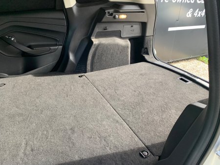 2020 Ford Kuga - photo 13