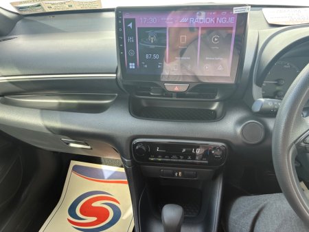 2021 Toyota Yaris - photo 19
