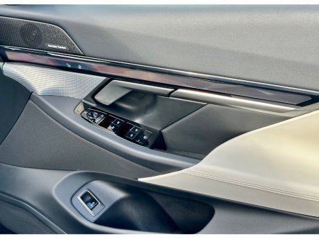 2026 BMW 5-Series - photo 14