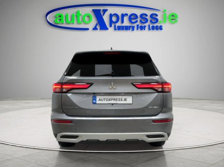 2022 Mitsubishi Outlander - photo 11
