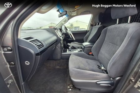 2019 Toyota Land Cruiser - photo 6