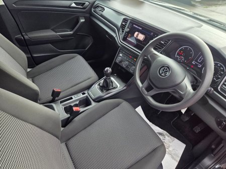 2021 Volkswagen T-Roc - photo 8
