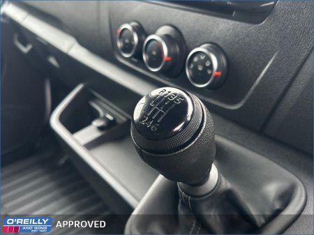 2022 Nissan Interstar - photo 10