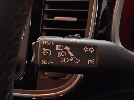 2012 Volkswagen Beetle - photo 12