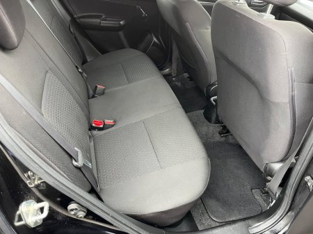 2021 Suzuki Swift - photo 11