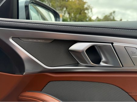 2022 BMW 8-Series - photo 14