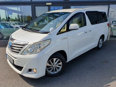 2013 Toyota Alphard - photo 3
