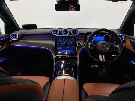 2023 Mercedes-Benz GLC - photo 2