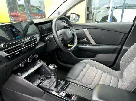 2022 Citroen C4 - photo 2
