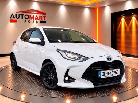 2021 Toyota Yaris Hybrid Aura