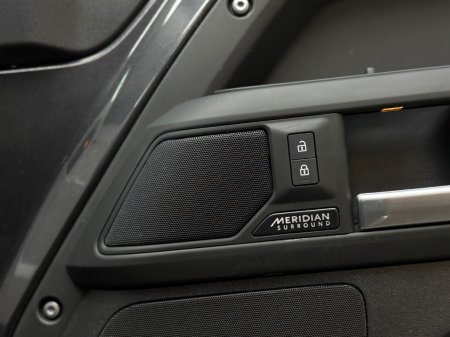 2024 Land Rover Defender - photo 18