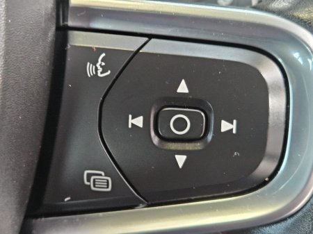 2021 Volvo XC40 - photo 11