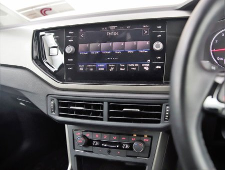 2021 Volkswagen Polo - photo 25