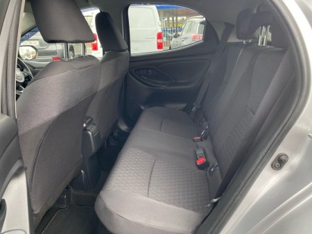 2023 Toyota Yaris - photo 7