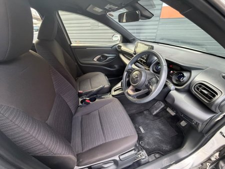 2020 Toyota Yaris - photo 9