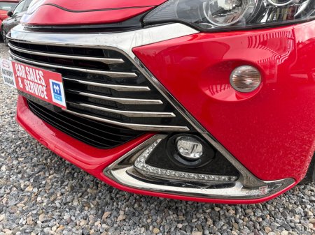 2015 Toyota Aqua - photo 9