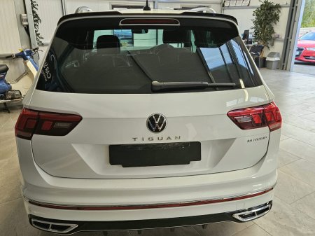 2023 Volkswagen Tiguan - photo 3
