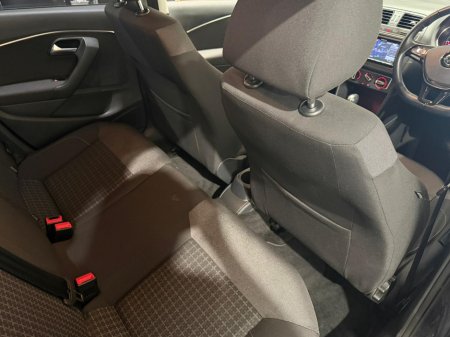 2015 Volkswagen Polo - photo 14