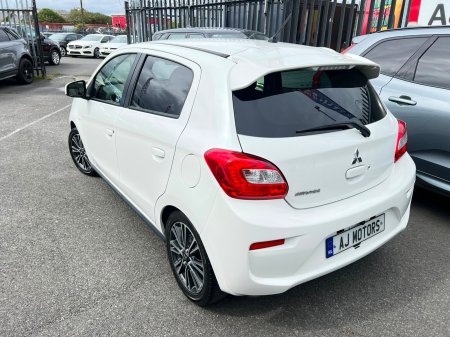 2019 Mitsubishi Mirage - photo 4